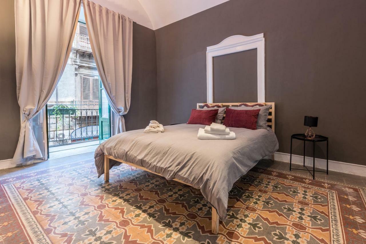 Qasr Home Beautiful Apartment In Palermo Kültér fotó